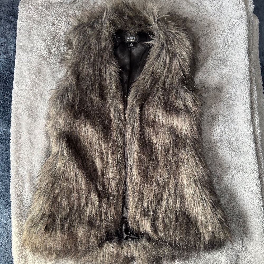 Nicole Miller Faux Fur Vest Sz Small Gray Black | Y2K Mob Wife Cozy Luxe